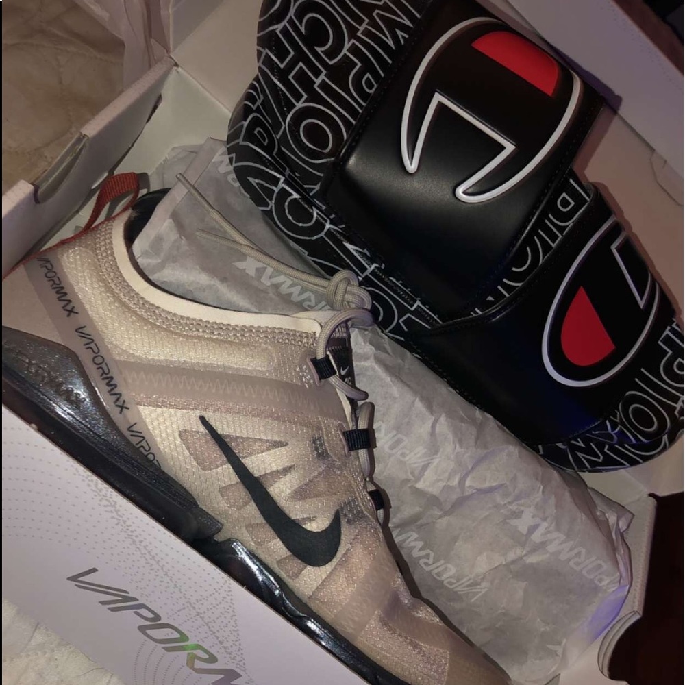 Vapormax and champion slides